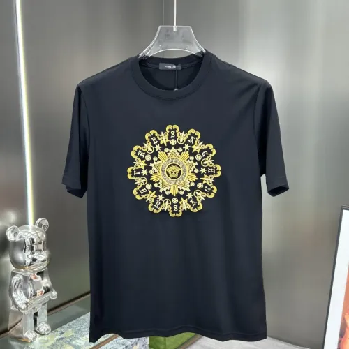 Versace T-Shirts Short Sleeved For Men #1450536