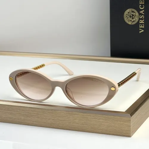 Versace AAA Quality Sunglasses #1450896