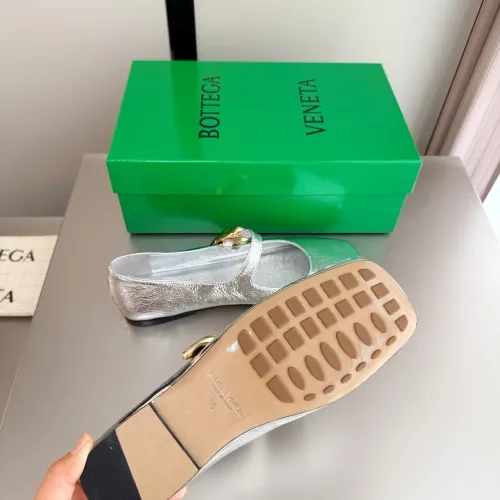 Replica Bottega Veneta BV Flat Shoes For Women #1454083 $118.00 USD for Wholesale