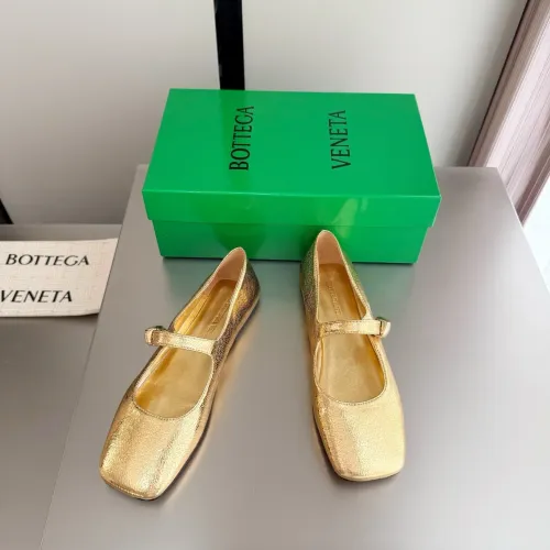 Replica Bottega Veneta BV Flat Shoes For Women #1454084 $118.00 USD for Wholesale