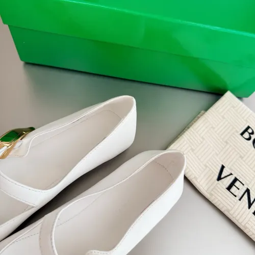 Replica Bottega Veneta BV Flat Shoes For Women #1454085 $118.00 USD for Wholesale
