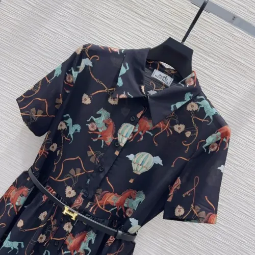 Replica LOEWE Dresses Short Sleeved For Women #1458302 $72.00 USD for Wholesale