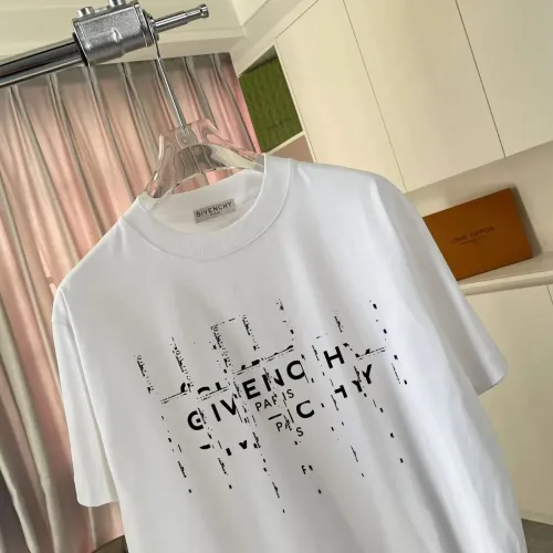Replica Givenchy T-Shirts Short Sleeved For Unisex #1458397 $42.00 USD for Wholesale