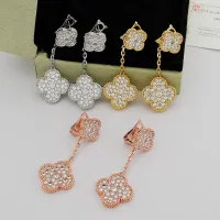 $32.00 USD Van Cleef & Arpels Earrings For Women #1449456