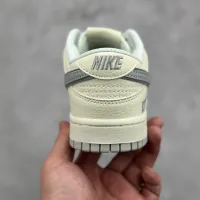 $76.00 USD Nike SB Dunk-Low For Women #1451512