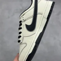 $76.00 USD Nike SB Dunk-Low For Men #1451517