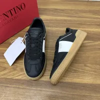 $82.00 USD Valentino Casual Shoes For Men #1455612