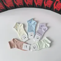 $27.00 USD Nike Socks #1456798