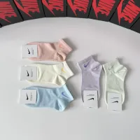 $27.00 USD Nike Socks #1456798