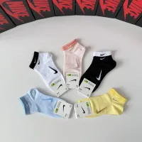 $27.00 USD Nike Socks #1456799