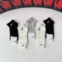 $29.00 USD Nike Socks #1456818