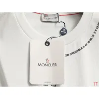 $40.00 USD Moncler T-Shirts Short Sleeved For Unisex #1458676