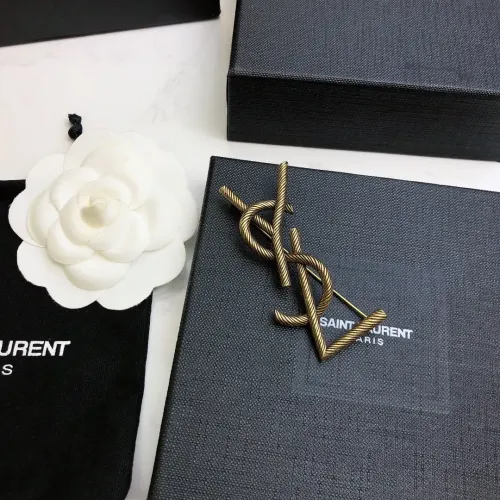 Yves Saint Laurent Brooches For Women #1460477