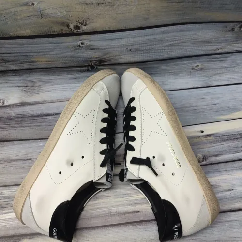 Replica Golden Goose Casual Shoes For Women #1462749 $98.00 USD for Wholesale