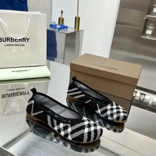 Replica Burberry Flat Shoes For Women #1462807 $76.00 USD for Wholesale