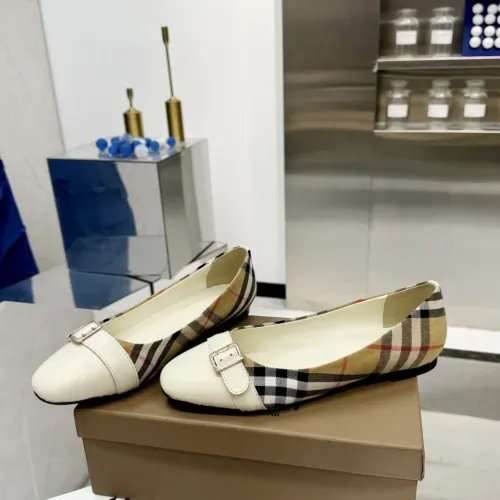 Burberry Flat Shoes For Women #1462844