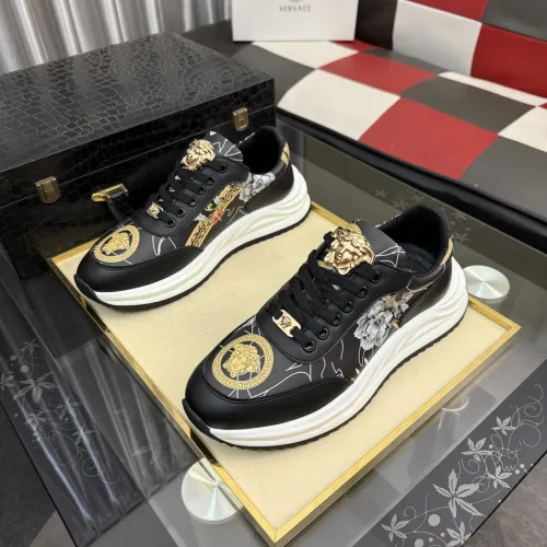 Versace Casual Shoes For Men #1463099