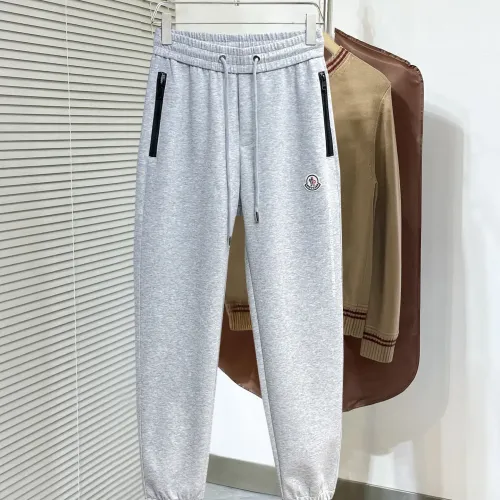 Moncler Pants For Men #1464596
