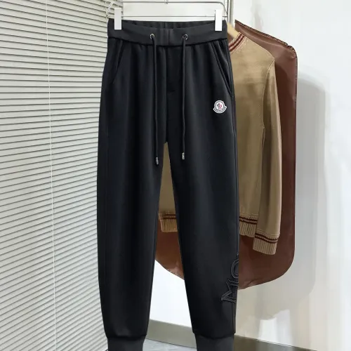 Moncler Pants For Men #1464597