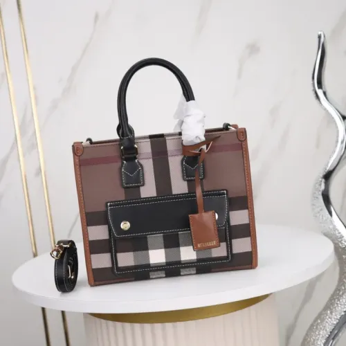 Burberry AAA Quality Handbags For Women #1465917