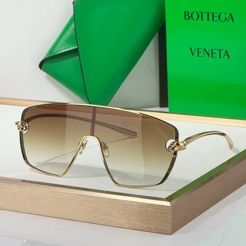 Bottega Veneta AAA Quality Sunglasses #1468762