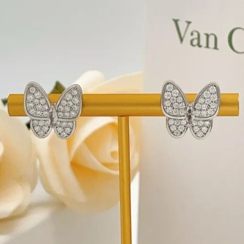 Replica Van Cleef & Arpels Earrings For Women #1469082 $32.00 USD for Wholesale