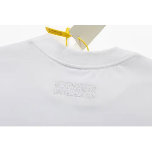 Replica VETEMENTS T-Shirts Short Sleeved For Unisex #1470587 $36.00 USD for Wholesale