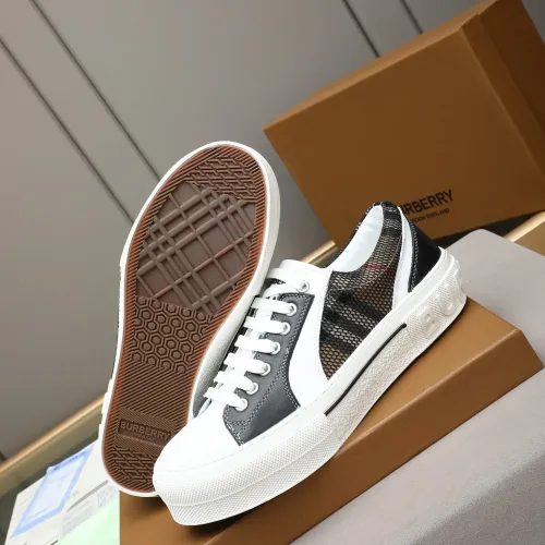 Replica Burberry Casual Shoes For Men #1471079 $80.00 USD for Wholesale