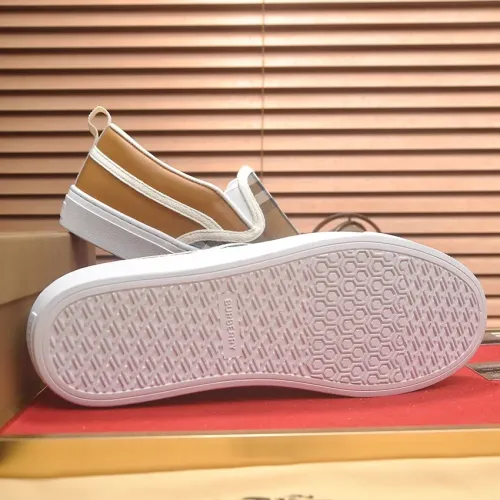 Replica Burberry Casual Shoes For Men #1471945 $80.00 USD for Wholesale