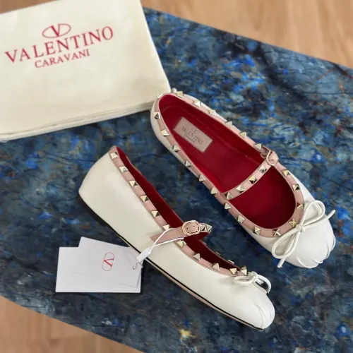 Valentino Flat Shoes For Women #1472391