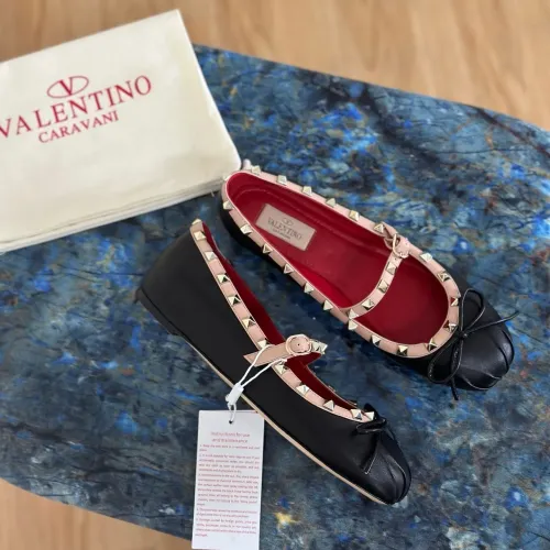 Valentino Flat Shoes For Women #1472395