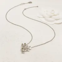 $34.00 USD Van Cleef & Arpels Necklaces For Women #1459929
