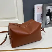 $96.00 USD Celine AAA Quality Messenger Bags For Women #1460029