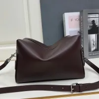 $96.00 USD Celine AAA Quality Messenger Bags For Women #1460030