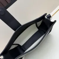 $76.00 USD Goyard AAA Quality Messenger Bags For Women #1460400