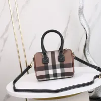 $92.00 USD Burberry AAA Quality Handbags For Women #1460534