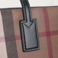 $98.00 USD Burberry AAA Quality Shoulder Bags For Women #1460585