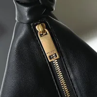 $102.00 USD Yves Saint Laurent YSL AAA Quality Shoulder Bags For Women #1462793