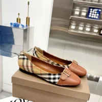 $85.00 USD Burberry Flat Shoes For Women #1462845