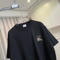 $45.00 USD Burberry T-Shirts Short Sleeved For Unisex #1467594