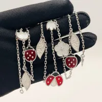 $80.00 USD Van Cleef & Arpels Necklaces For Women #1468814
