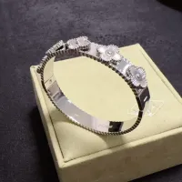 $29.00 USD Van Cleef & Arpels Bracelets #1468821