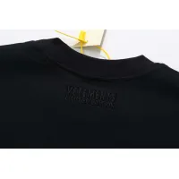 $36.00 USD VETEMENTS T-Shirts Short Sleeved For Unisex #1470585