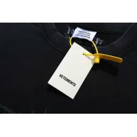 $36.00 USD VETEMENTS T-Shirts Short Sleeved For Unisex #1470588