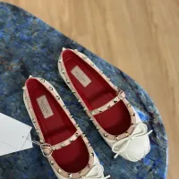$118.00 USD Valentino Flat Shoes For Women #1472391