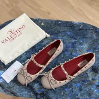 $118.00 USD Valentino Flat Shoes For Women #1472393