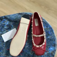 $118.00 USD Valentino Flat Shoes For Women #1472397