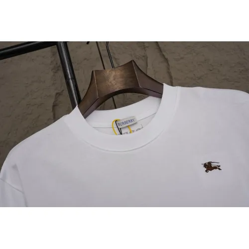 Replica Burberry T-Shirts Short Sleeved For Unisex #1475455 $40.00 USD for Wholesale