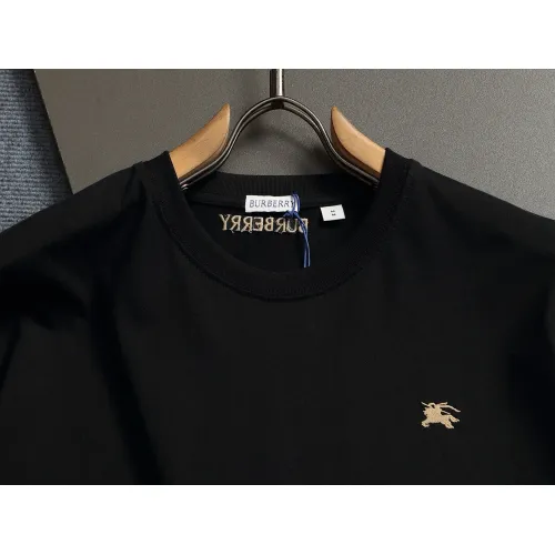 Replica Burberry T-Shirts Short Sleeved For Unisex #1475696 $42.00 USD for Wholesale