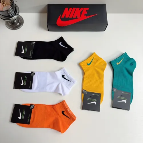 Replica Nike Socks #1476526 $27.00 USD for Wholesale